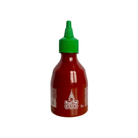 Royal Thai Sriracha Chilisoße Scharf 210 ml frontseite flasche