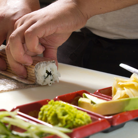 Sushi zuhause machen Rollmatte für Sushi 